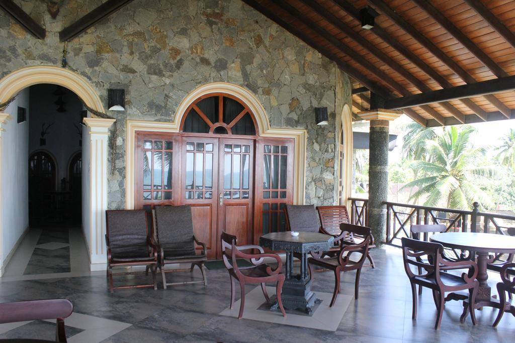 Warahena Beach Hotel Bentota Exterior foto